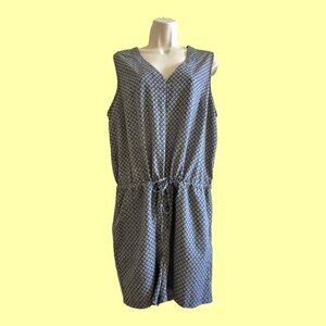 Banana Republic romper size L, diamond grid patterned Blk & with draw string